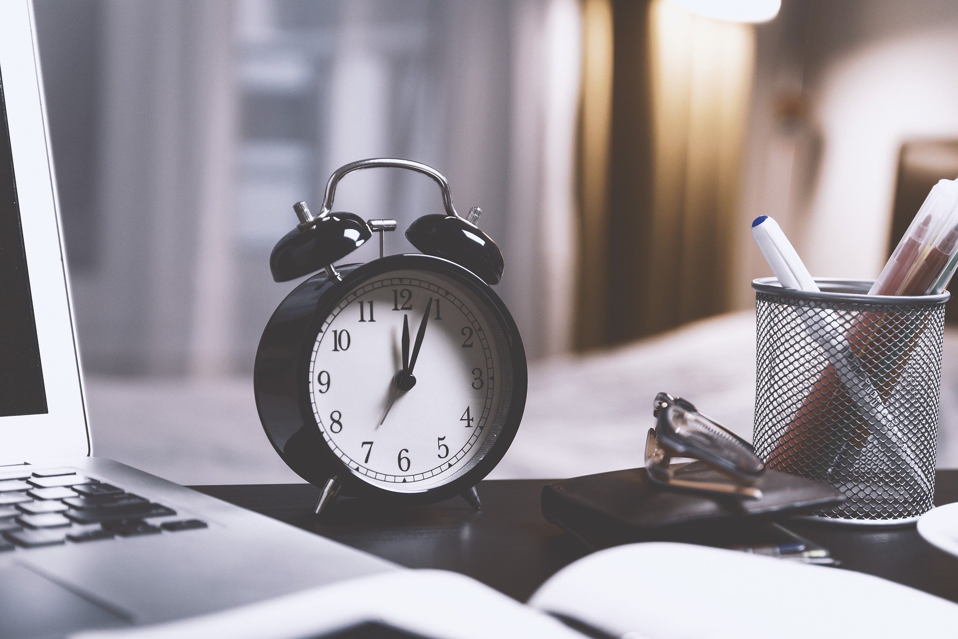 Here's how you know if it's time to leave the industry of public finance or just your current company.