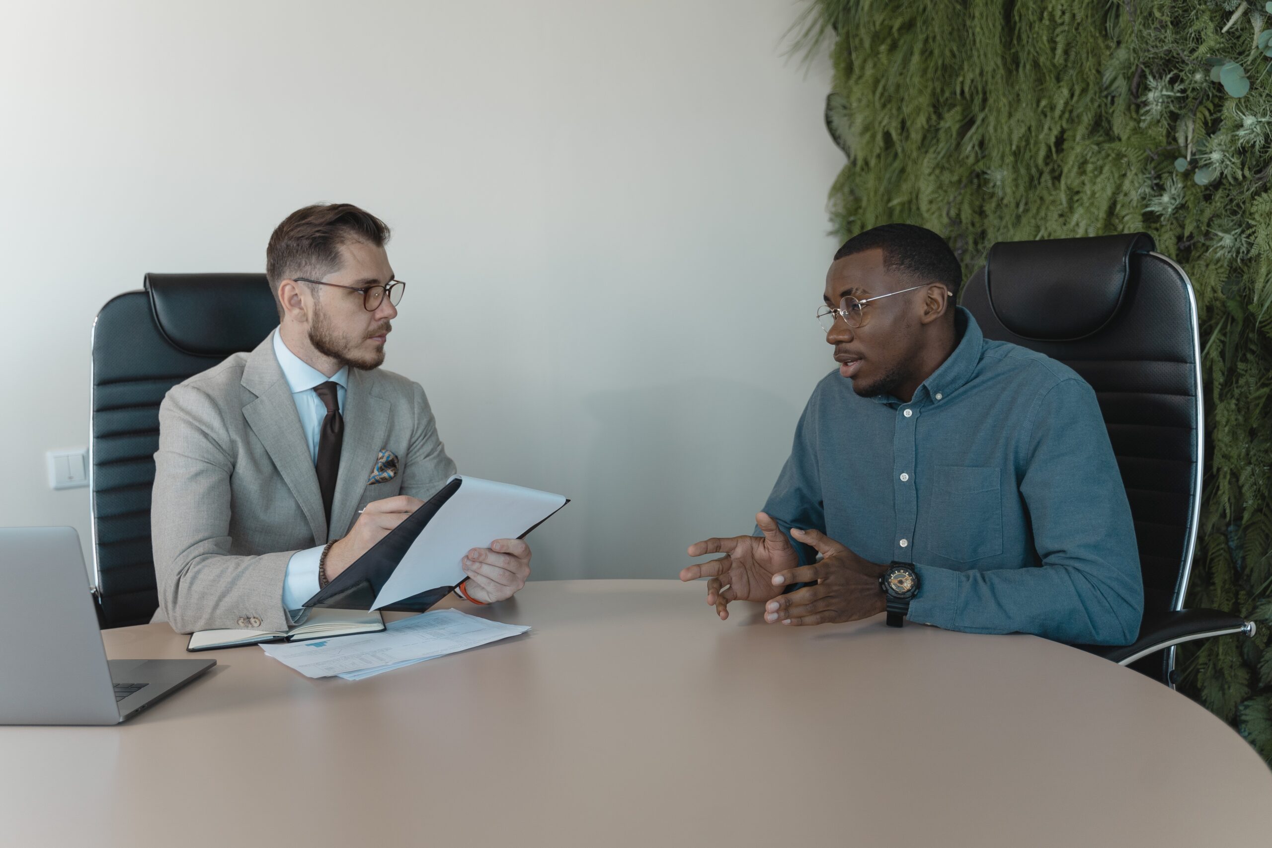 What does a qualified recruiter really do?